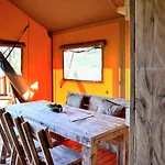 Glamping In Italy Near Adriatic Beaches Οργανωμένο κάμπινγκ