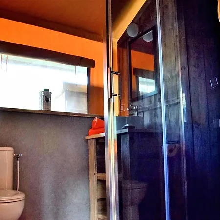 Glamping In Italy Near Adriatic Beaches 豪华帐篷